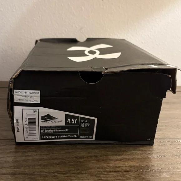 NIB [Under Armour] UA Spotlight Hammer Jr Black/White Football Cleats Youth 4.5 - Picture 12 of 12